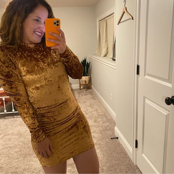 Caroline Constas Golden Tan Velour Velvet Sexy Long Sleeve Mini Dress Small - Picture 4 of 9